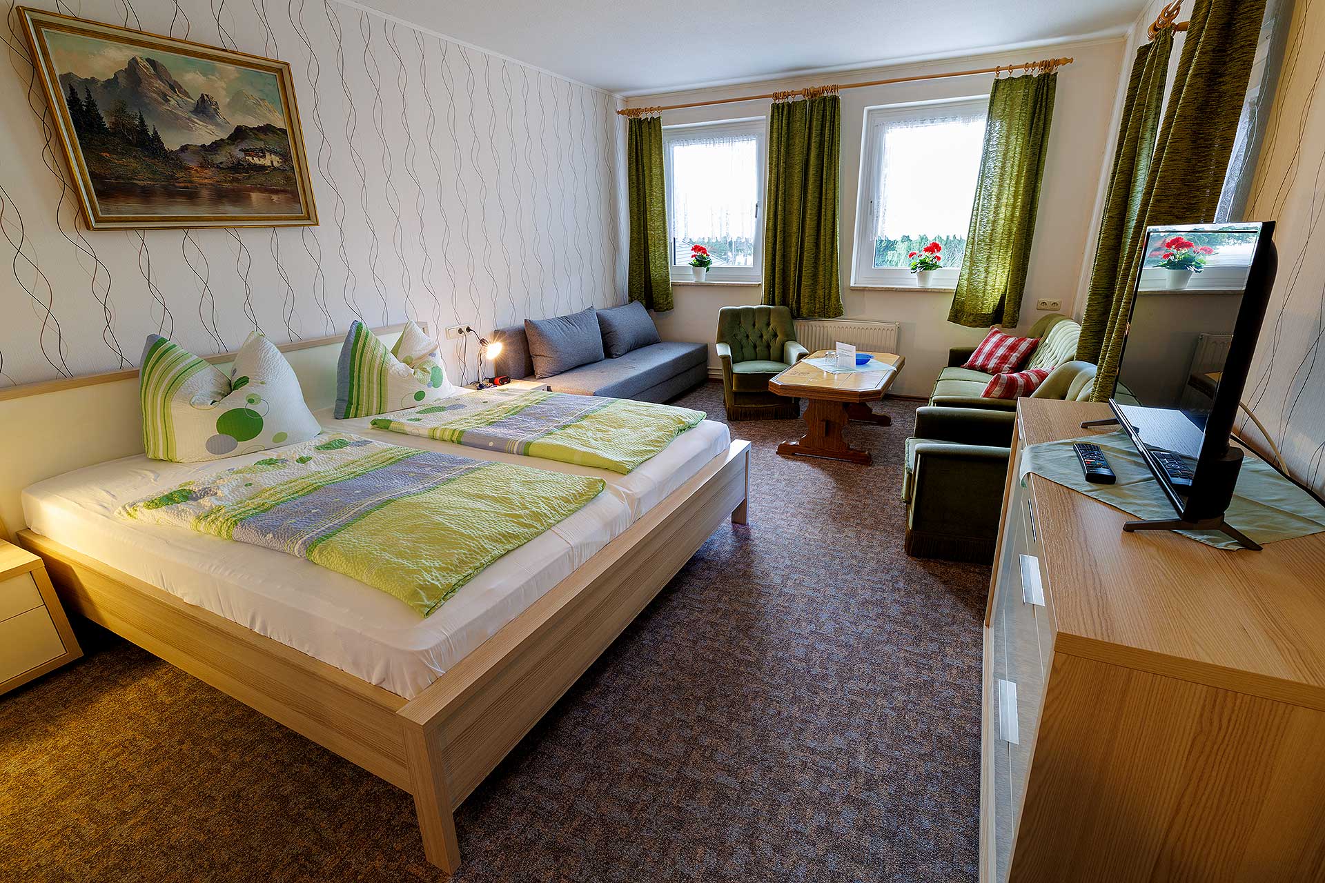 Großes Doppelzimmer mit Sitzecke